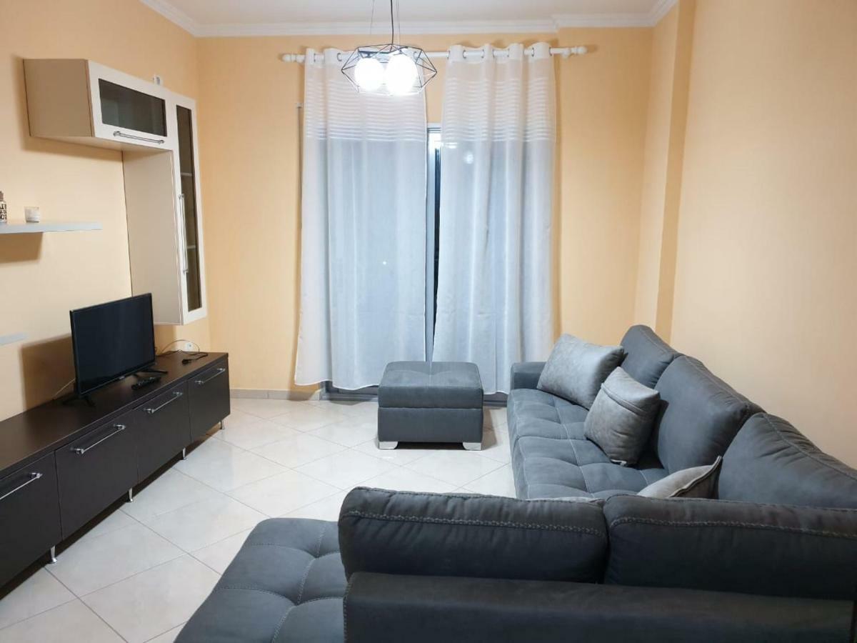 Ann'Apartment Orikum Extérieur photo